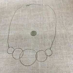 Dainty Silver Wire Circles Necklace‎
